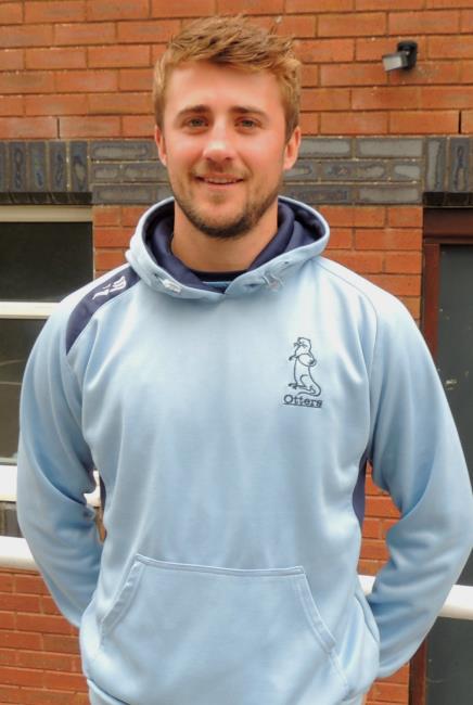 Good defence by The OttersIanto Griffiths - 30 points for Narberth - what a start to his seasond Good defence by The Otters Ianto Griffiths - 30 points for Narberth - what a start to his season