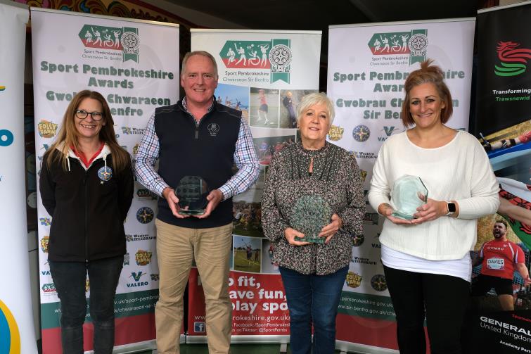 Club Organiser of the Year Pictured is winner Wendy Bradshaw with finalists Alex Jones and Jennifer Losada.