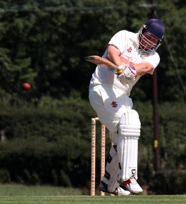 Lawrennys best batsman Harry Thomas. Picture by Brian McKehon