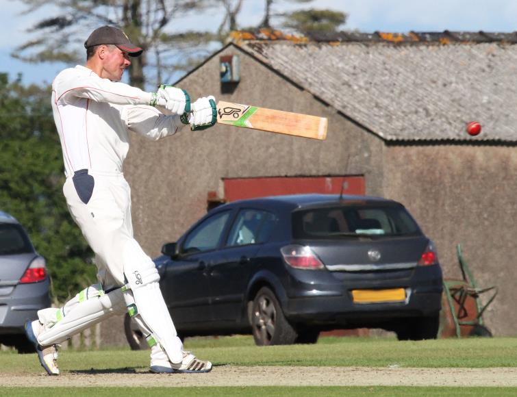 Tim Hicks - superb innings for Carew (Pic - Susan McKehon)