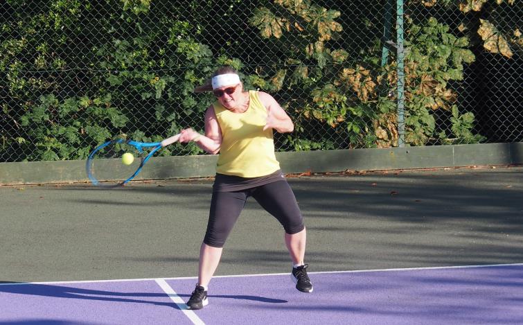 Ladies singles winner - Laura Davies