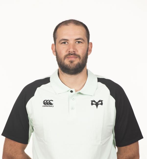 Daniel Hiscocks with The Ospreys