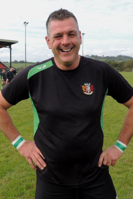 Dai Ebsworth - another try for Whitlands effervescent lock