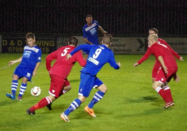 Ten-man Afan Lido frustrate league leaders at Conygar Bridge Meadow Stadium