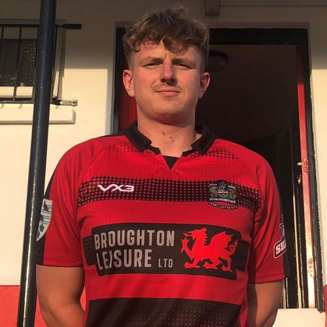 Jack Broadhurst - back from injury with a Tenby try