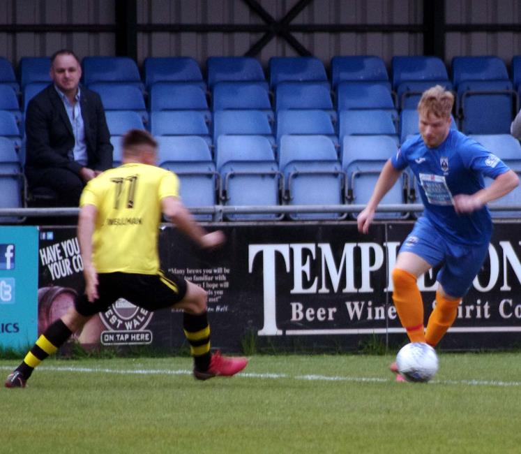 Tom Dyson surges forward