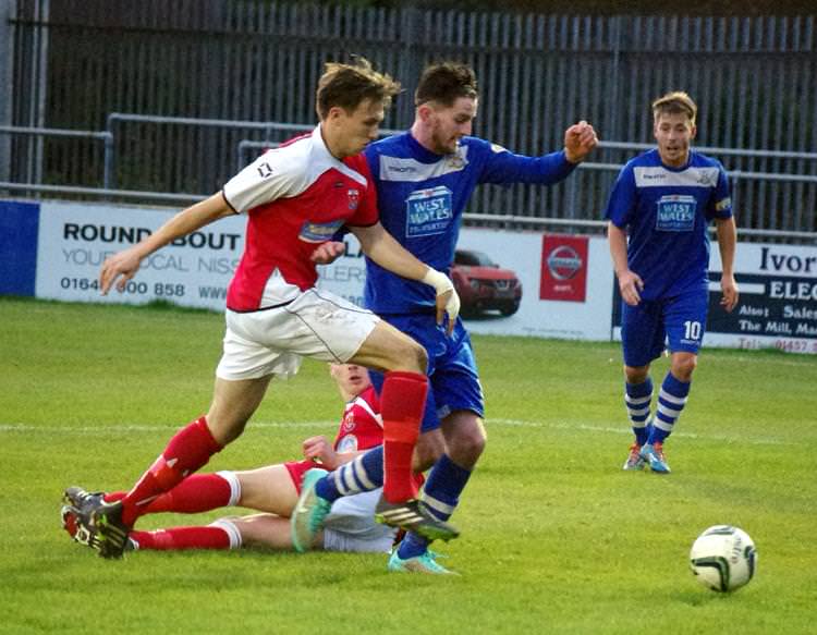 Ten-man Bluebirds show plenty of character to claim a draw
