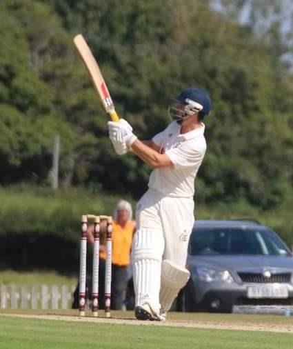 Joseph Kiff hits a big six