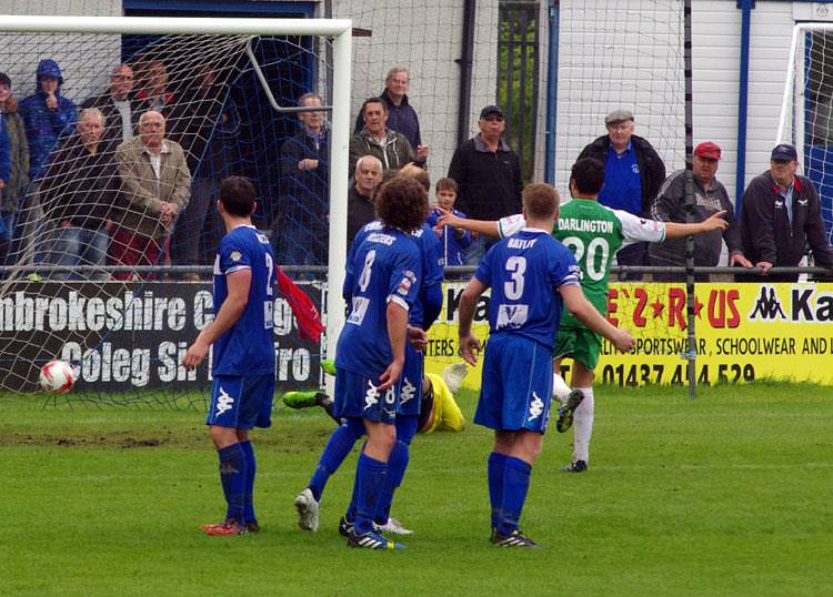 Champions TNS start season with an impressive win on Bridge Meadow