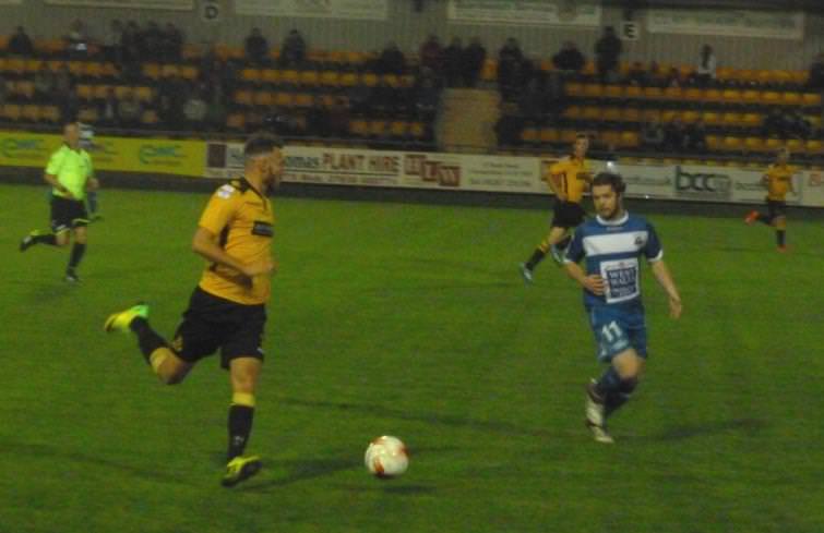 The Old Gold shoots down ten-man Bluebirds