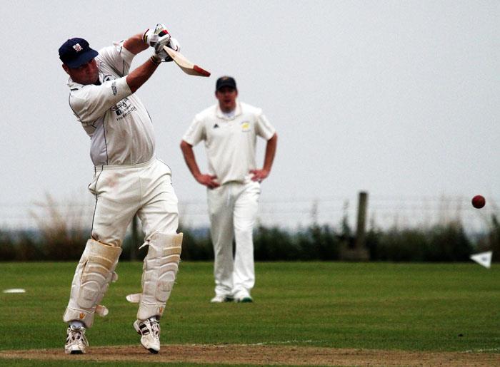 Simon Holliday strokes a boundary Simon Holliday strokes a boundary