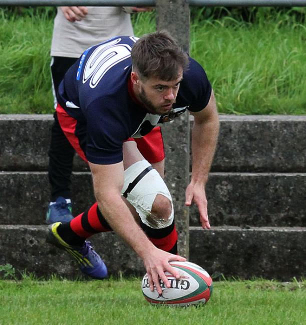 Jevon Barnes scores for Tenby - Brian McKehon