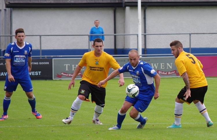  Bluebirds slipped down to second spot after drawing in Goytre